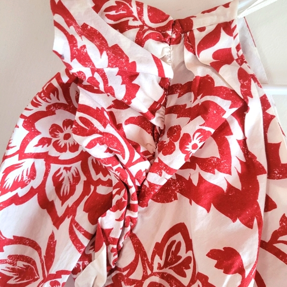ZARA | One Shoulder Red Floral Top - Picture 3 of 4